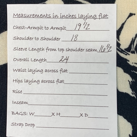 Talbots 3/4 sleeve black and ivory floral crewneck sweater size medium petite - Picture 6 of 6